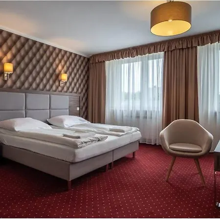 Restauracja Cukropol Отель Гостынь