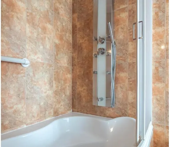 호텔 Restauracja Cukropol Gostyń